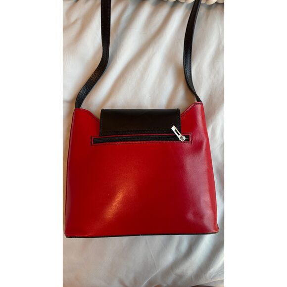Red Italian Leather Purse - Picture 2 of 4